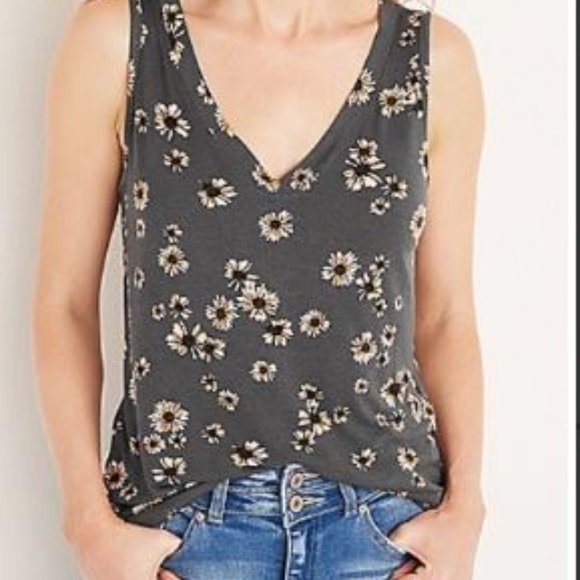Maurices Floral Print Tank Top dark grey and White - Picture 1 of 2